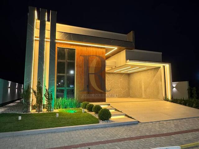 #10 - Casa para Venda em Tijucas - SC